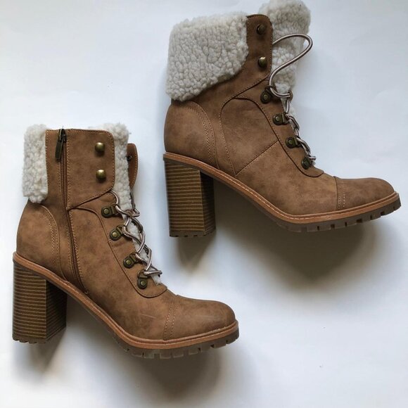 Nine West, Brown Faux Leather, Sherpa Trim, Zipper&Lace-up, Ankle Boot, Sz: 10M - Picture 2 of 11